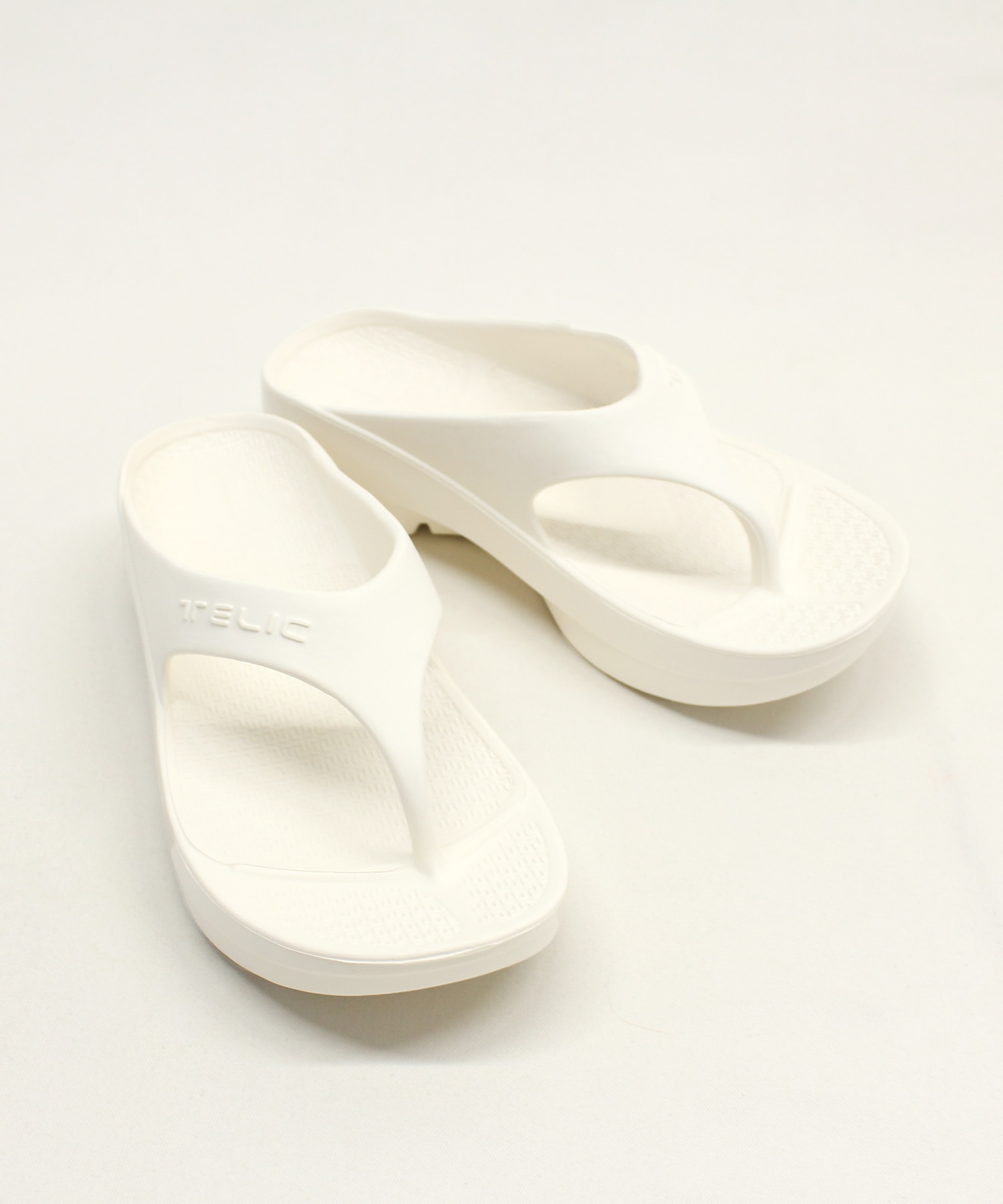 E4949 TELIC/テリック W-FLIP FLOP
